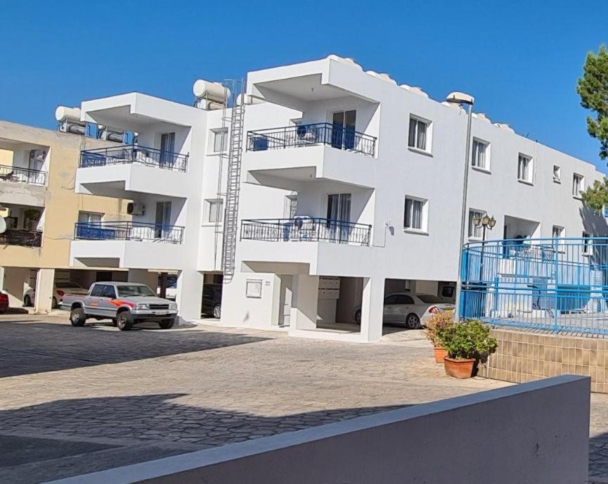 Latchi Area Apartments Eksteriør bilde