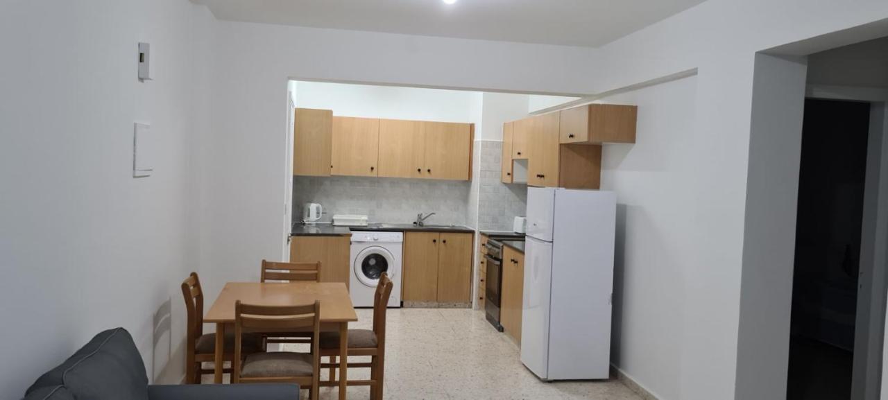 Latchi Area Apartments Eksteriør bilde