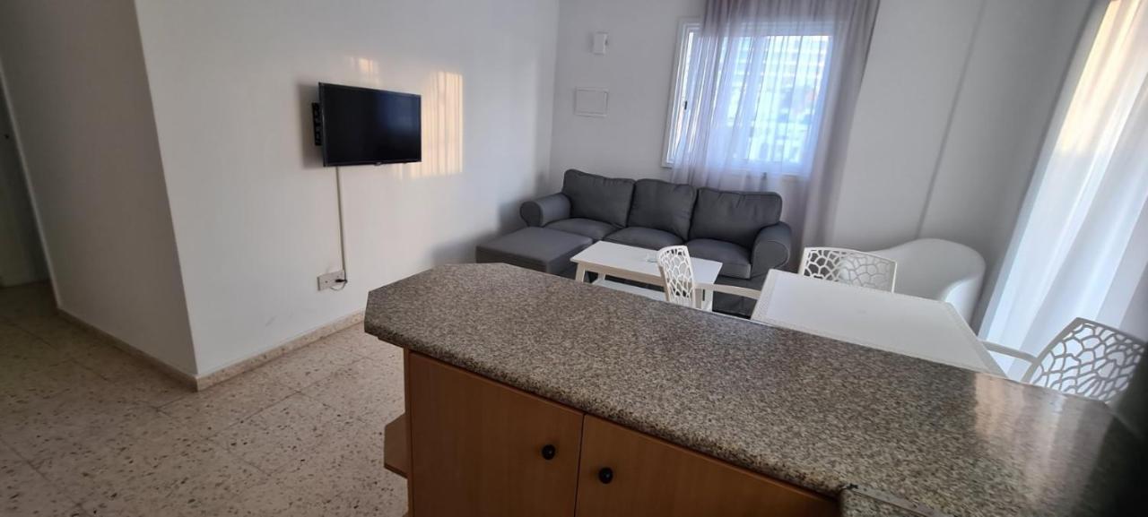 Latchi Area Apartments Eksteriør bilde